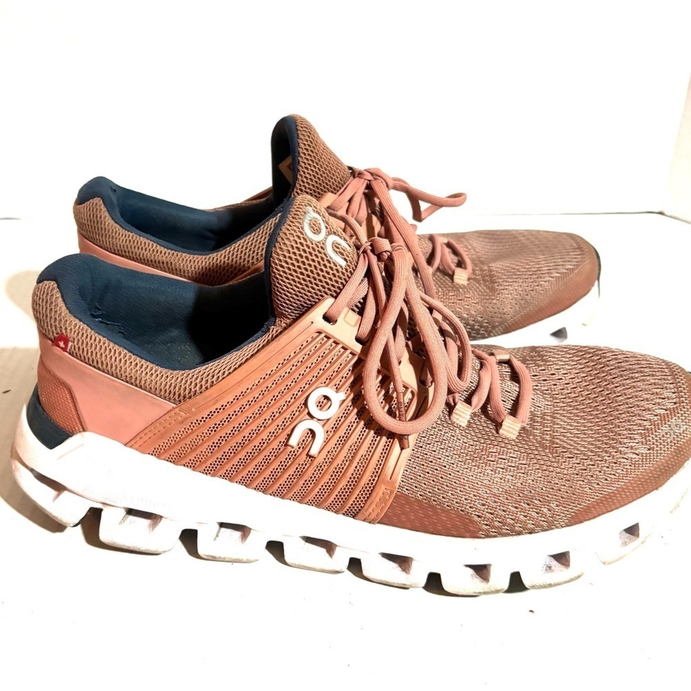 Cloudswift size 8.5 On Running Tan Athletic sneakers
